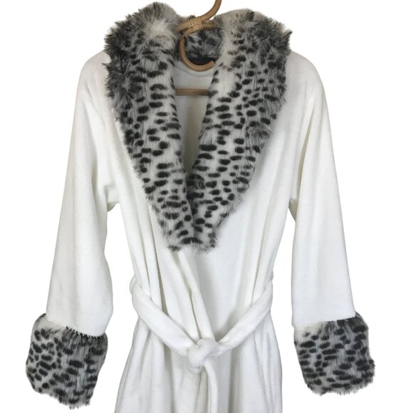 Adrienne Landau Other - Adrienne Landau Faux Fur White Robe Women's Size Small Lounge Pajamas